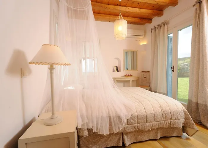 Heliades Villa Gavrio