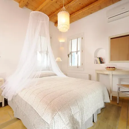 Heliades Villa Gavrio