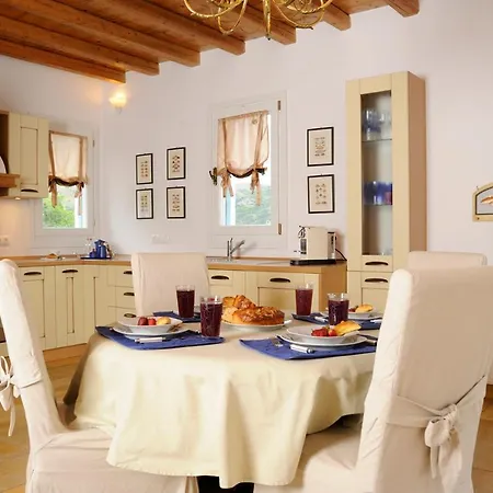 Heliades Вилла *