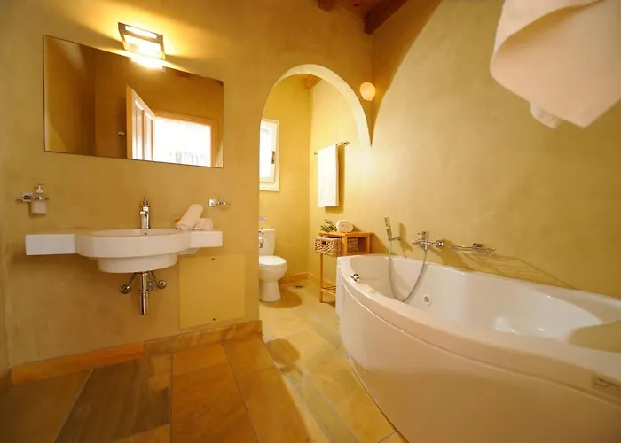 Villa Heliades Gavrio